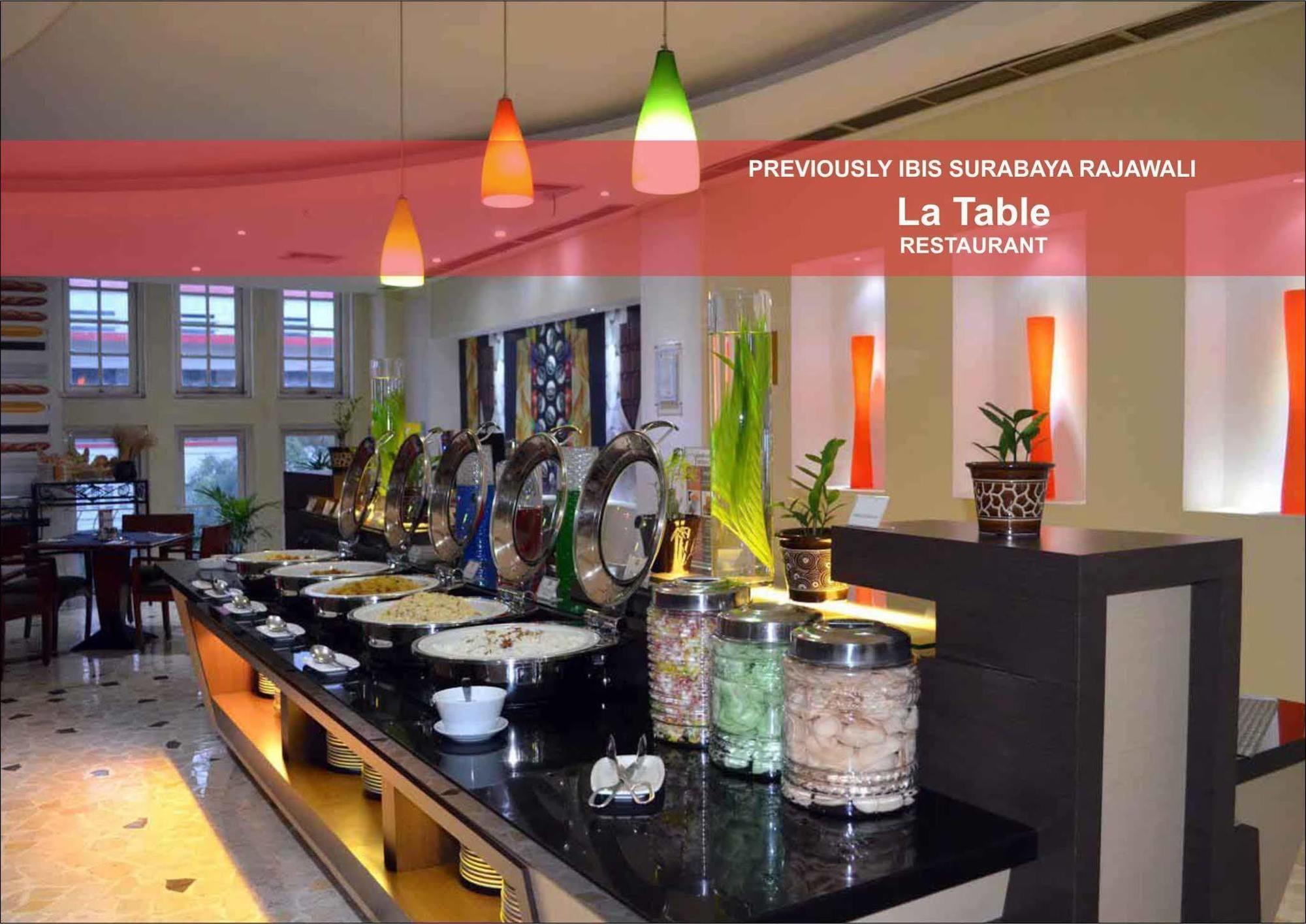 Arcadia Surabaya Hotel Exterior foto
